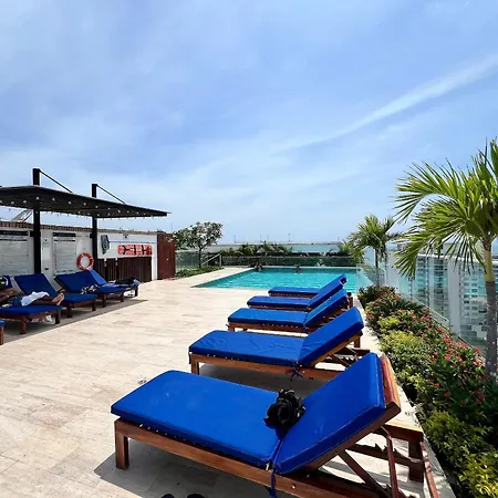 2 Dormitorios. Jacuzzi Y Vista Mar *
